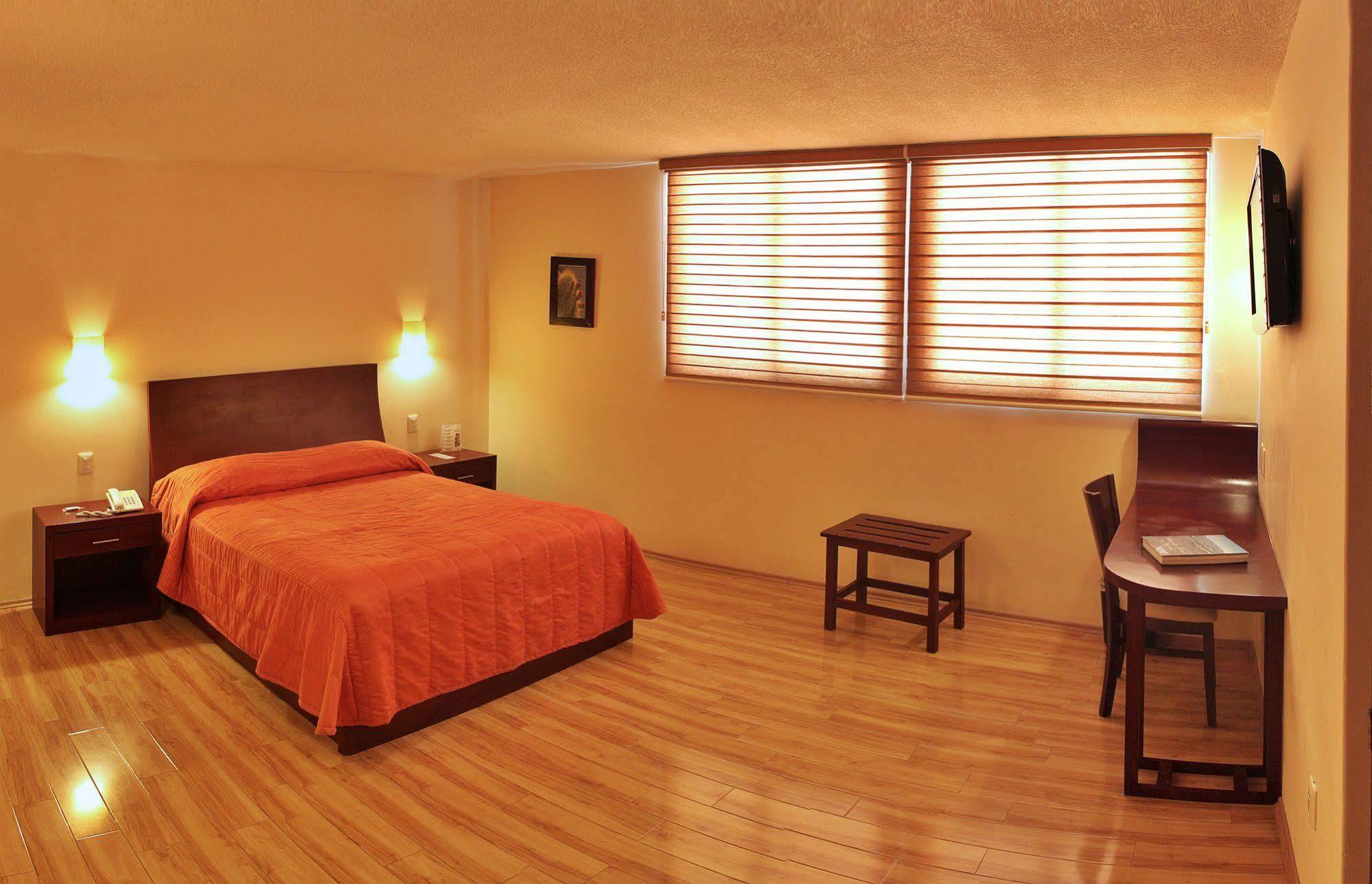 Hotel Cr Tehuacán Exteriér fotografie